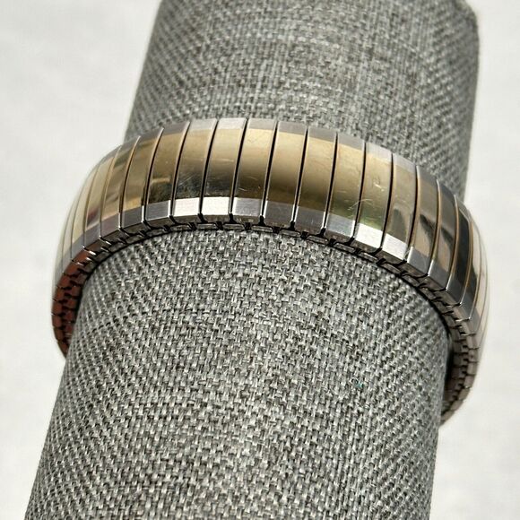 Timex Watch 35mm Date Indiglo Two Tone Stretchy Casual Classic New Battery - Picture 6 of 16